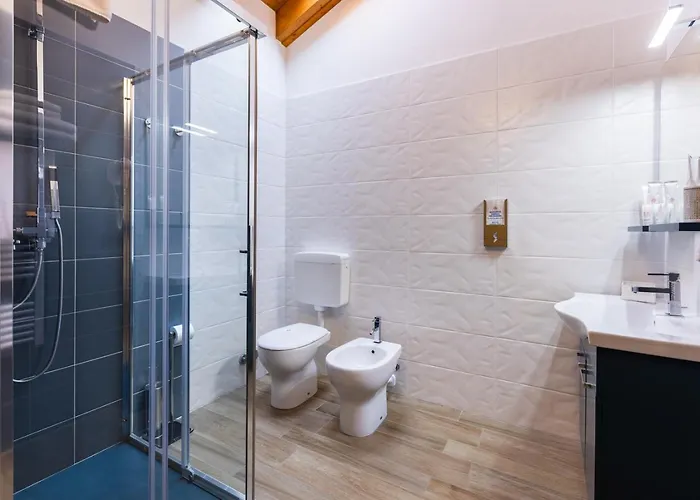 Al Collio Szálloda Reana Del Rojale